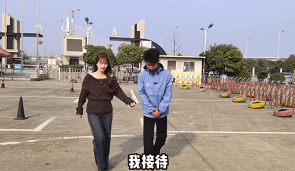 借个厕所。。。。也要接待？[捂脸] 白云航空厕所管够！不过更管够的是无人机硬核教学！