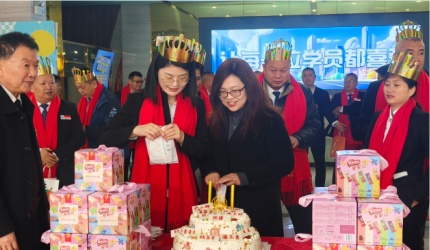 驾校家人，共庆生辰！