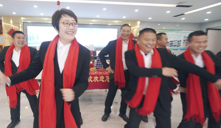 开工大吉，万事可期！正月初八，白云集团元气满满再出发！